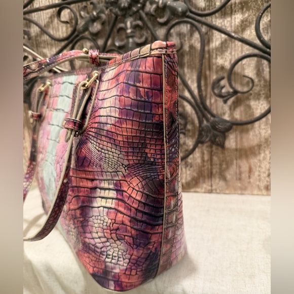 Pink/ Blue Brahmin Medium Asher Melbourne Leather Purse Like new w papers - Picture 8 of 13